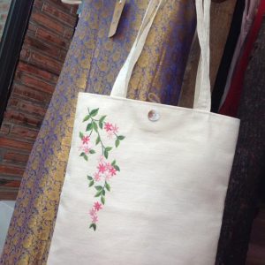 Túi Quai Xách Thêu Hoa Rủ